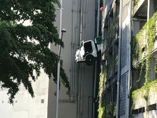 acidente_em_edificio_estacionamento