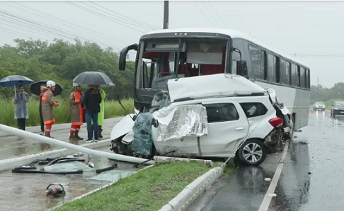 colisao_com_vtima_fatal_na_pe-09