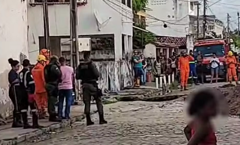 trabalhador_morre_em_buraco_da_compesa