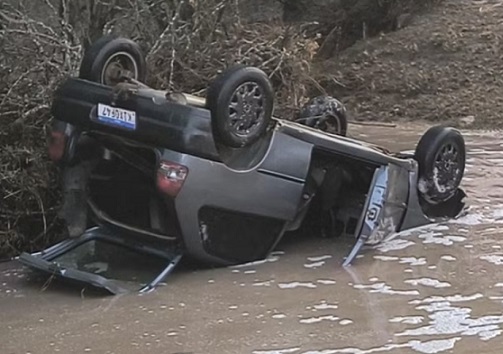 carro_cair_em_rio_deixa_um_morto