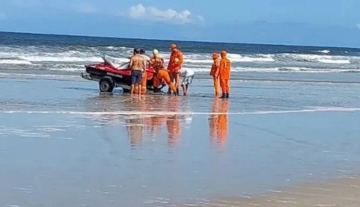 bombeiros-afogamento-em-praia