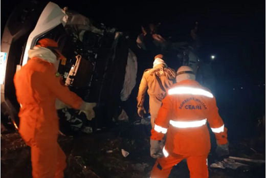 solonopole-colisao_van_camihao